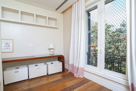 Casa à venda com 1057m², 5 quartos e 10 vagas Casa à venda com 1057m², 5 quartos e 10 vagasFoto 40