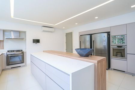Casa à venda com 1057m², 5 quartos e 10 vagas Casa à venda com 1057m², 5 quartos e 10 vagasFoto 35