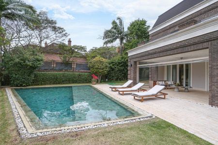 Casa à venda com 1057m², 5 quartos e 10 vagas Casa à venda com 1057m², 5 quartos e 10 vagasFoto 25