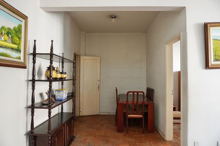 Apartamento à venda com 105m², 2 quartos e sem vaga Apartamento à venda com 105m², 2 quartos e sem vagaSala