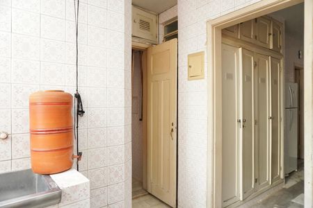 Apartamento à venda com 105m², 2 quartos e sem vaga Apartamento à venda com 105m², 2 quartos e sem vagaÁrea de Serviço