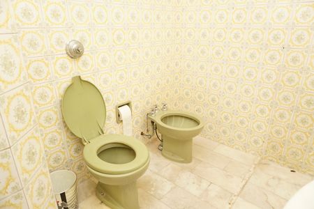 Apartamento à venda com 105m², 2 quartos e sem vaga Apartamento à venda com 105m², 2 quartos e sem vagaBanheiro Social