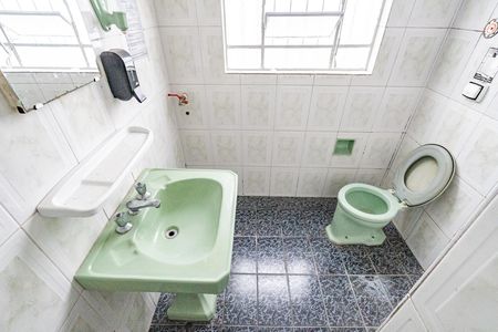 Banheiro de casa para alugar com 2 quartos, 285m² em Vila Gumercindo, São Paulo