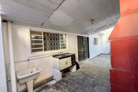 Casa para alugar com 199m², 2 quartos e 4 vagas Casa para alugar com 199m², 2 quartos e 4 vagasÁrea de Serviço