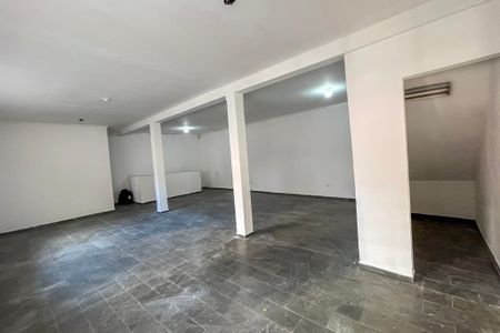Casa para alugar com 199m², 2 quartos e 4 vagas Casa para alugar com 199m², 2 quartos e 4 vagasÁrea gourmet