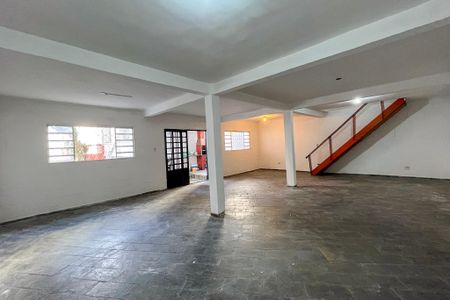 Casa para alugar com 199m², 2 quartos e 4 vagas Casa para alugar com 199m², 2 quartos e 4 vagasÁrea gourmet