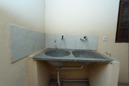 Casa para alugar com 80m², 2 quartos e sem vaga Casa para alugar com 80m², 2 quartos e sem vagaÁrea de Serviço