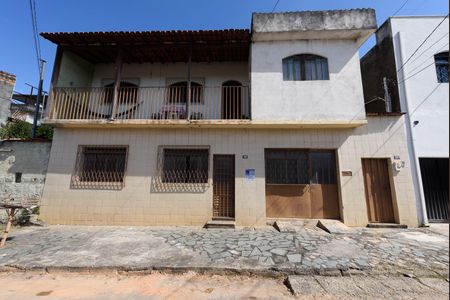 Casa para alugar com 80m², 2 quartos e sem vaga Casa para alugar com 80m², 2 quartos e sem vagaPlaca