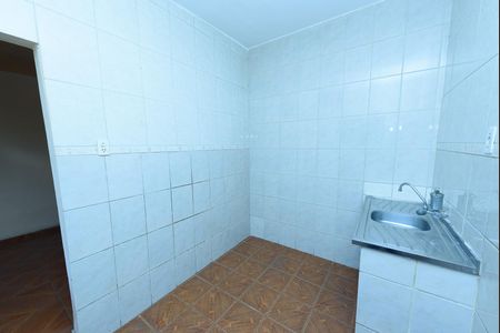 Casa para alugar com 80m², 2 quartos e sem vaga Casa para alugar com 80m², 2 quartos e sem vagaCozinha