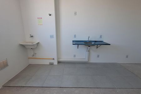 Cozinha de apartamento à venda com 1 quarto, 32m² em Parque das Nações, Santo André