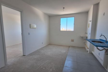 Sala/Cozinha de apartamento à venda com 1 quarto, 32m² em Parque das Nações, Santo André
