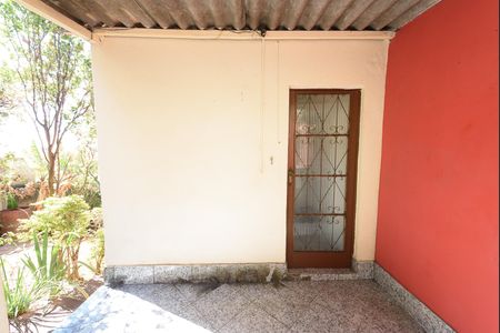 Casa para alugar com 80m², 2 quartos e 1 vagaÁrea de Serviço