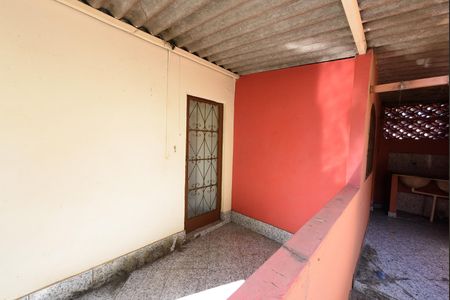 Casa para alugar com 80m², 2 quartos e 1 vagaÁrea de Serviço