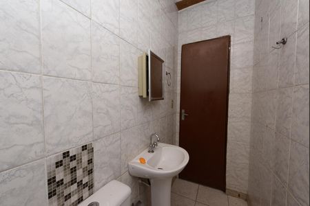 Casa para alugar com 80m², 2 quartos e 1 vagaBanheiro