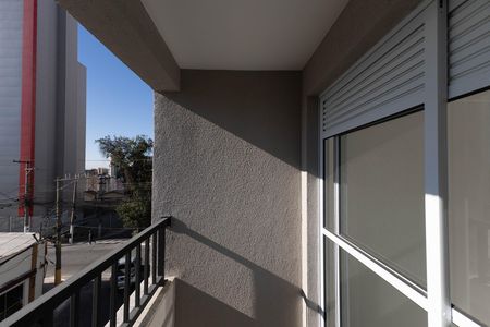 Studio para alugar com 27m², 1 quarto e sem vaga Studio para alugar com 27m², 1 quarto e sem vagaVaranda