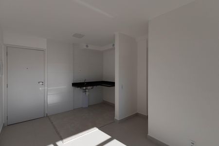 Studio para alugar com 27m², 1 quarto e sem vaga Studio para alugar com 27m², 1 quarto e sem vagaSala / Cozinha