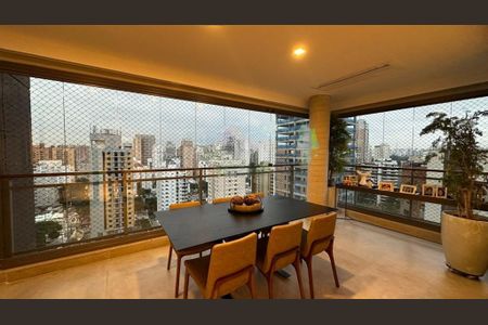 Apartamento à venda com 3 quartos, 117m² em Indianópolis, São Paulo