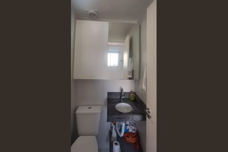 Banheiro de apartamento para alugar com 1 quarto, 28m² em Liberdade, São Paulo