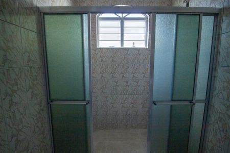 Casa para alugar com 187m², 3 quartos e 2 vagas Casa para alugar com 187m², 3 quartos e 2 vagasBanheiro Social