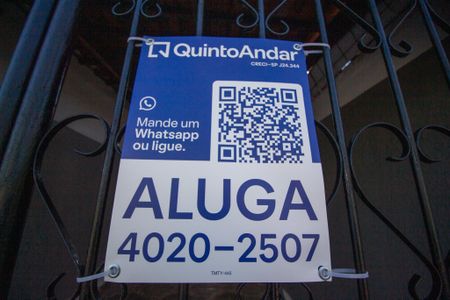 Casa para alugar com 187m², 3 quartos e 2 vagas Casa para alugar com 187m², 3 quartos e 2 vagasFachada