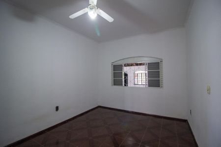 Casa para alugar com 187m², 3 quartos e 2 vagas Casa para alugar com 187m², 3 quartos e 2 vagasQuarto 2