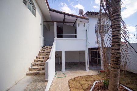 Casa para alugar com 187m², 3 quartos e 2 vagas Casa para alugar com 187m², 3 quartos e 2 vagasArea Externa
