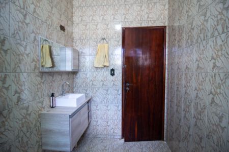 Casa para alugar com 187m², 3 quartos e 2 vagas Casa para alugar com 187m², 3 quartos e 2 vagasBanheiro Social