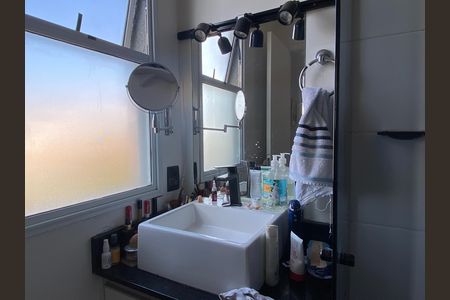 Apartamento para alugar com 74m², 3 quartos e 1 vaga Apartamento para alugar com 74m², 3 quartos e 1 vagaBanheiro da Suíte