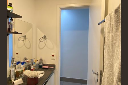 Apartamento para alugar com 74m², 3 quartos e 1 vaga Apartamento para alugar com 74m², 3 quartos e 1 vagaBanheiro
