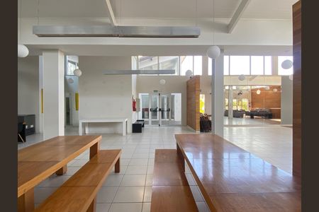 Apartamento para alugar com 74m², 3 quartos e 1 vaga Apartamento para alugar com 74m², 3 quartos e 1 vagaÁrea comum - Salão de festas