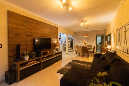 Sala de casa à venda com 3 quartos, 125m² em Jardim Rosa Maria, São Paulo