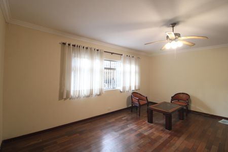 Sala de casa à venda com 5 quartos, 207m² em Vila Campo Grande, São Paulo