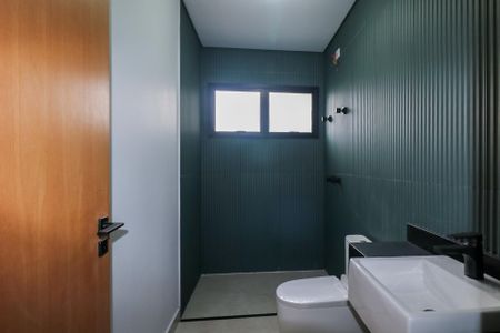 Casa à venda com 219m², 3 quartos e 4 vagas Casa à venda com 219m², 3 quartos e 4 vagasBanheiro da Suíte 1