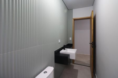 Casa à venda com 219m², 3 quartos e 4 vagas Casa à venda com 219m², 3 quartos e 4 vagasBanheiro da Suíte 2