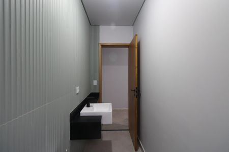 Casa à venda com 219m², 3 quartos e 4 vagas Casa à venda com 219m², 3 quartos e 4 vagasBanheiro da Suíte 2