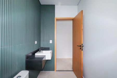 Casa à venda com 219m², 3 quartos e 4 vagas Casa à venda com 219m², 3 quartos e 4 vagasBanheiro da Suíte 1