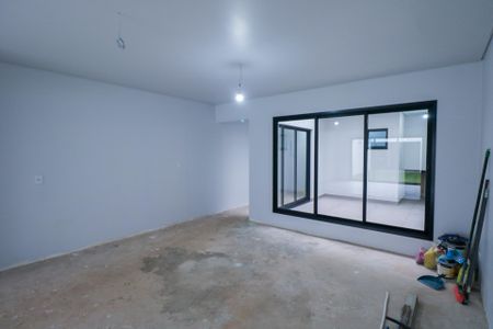 Casa à venda com 219m², 3 quartos e 4 vagas Casa à venda com 219m², 3 quartos e 4 vagasSala