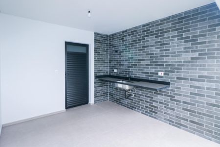 Casa à venda com 219m², 3 quartos e 4 vagas Casa à venda com 219m², 3 quartos e 4 vagasQuintal