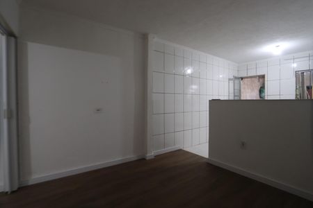 Sala de casa para alugar com 1 quarto, 45m² em Vila Antonieta, São Paulo