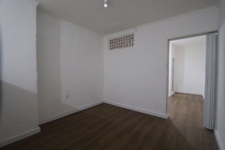 Sala de casa para alugar com 1 quarto, 45m² em Vila Antonieta, São Paulo