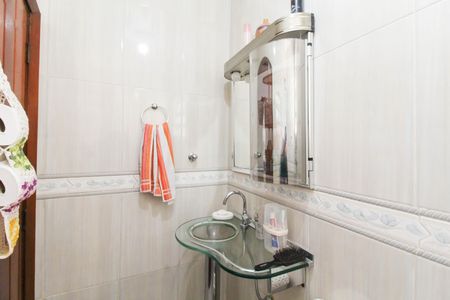 Casa à venda com 247m², 3 quartos e 3 vagasBanheiro 1