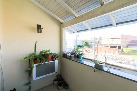 Casa à venda com 247m², 3 quartos e 3 vagasVaranda da Sala 2