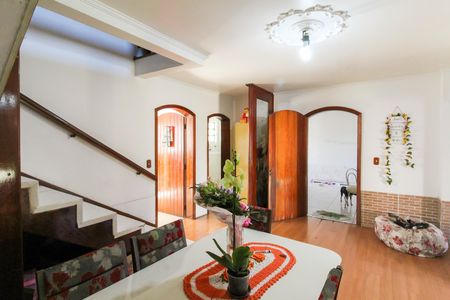 Casa à venda com 247m², 3 quartos e 3 vagasSala 1