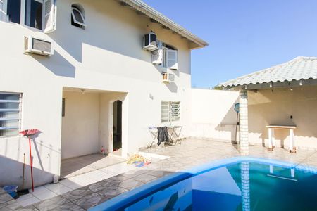 Casa à venda com 247m², 3 quartos e 3 vagasÁrea externa