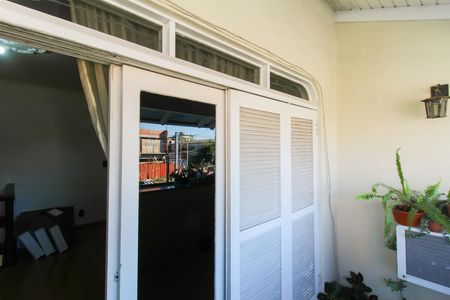 Casa à venda com 247m², 3 quartos e 3 vagasVaranda da Sala 2