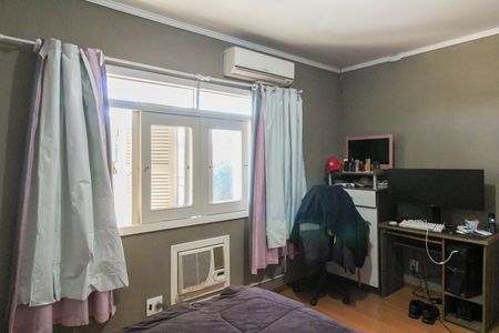 Casa à venda com 247m², 3 quartos e 3 vagasQuarto 2