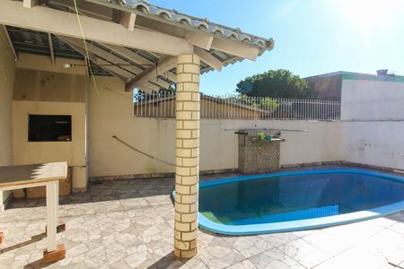 Casa à venda com 247m², 3 quartos e 3 vagasÁrea externa