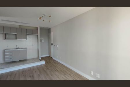 Sala de apartamento para alugar com 2 quartos, 55m² em Parque Imperial, Ferraz de Vasconcelos