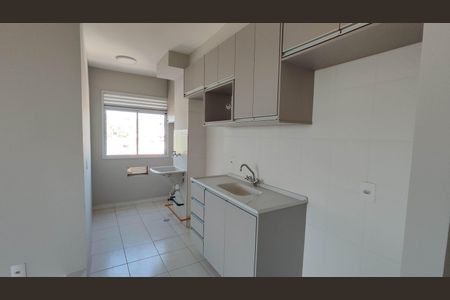 Apartamento para alugar com 55m², 2 quartos e 1 vaga Apartamento para alugar com 55m², 2 quartos e 1 vagaCozinha e Área de Serviço