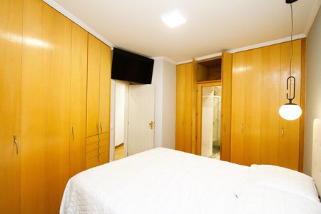 Apartamento à venda com 160m², 4 quartos e 2 vagasQuarto 3 - Suíte